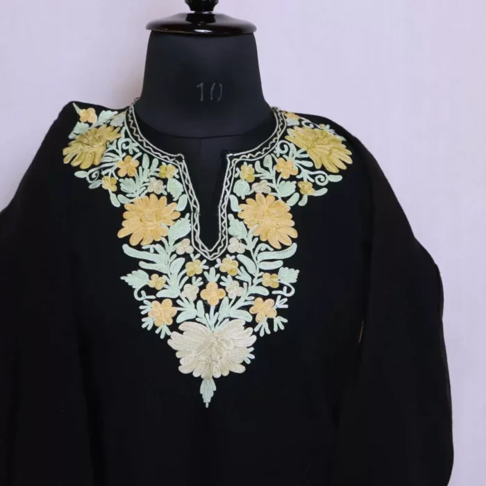 Black Floral Kashmiri Short Kurta for Winter With Embroidery (37/31) - Cashmere Royal Poshaak - Image 3