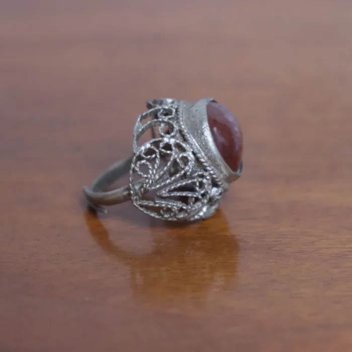 Traditional Antique Silver Natural Aqeeq Adjustable Stone Ring - Detailed and Beautiful Designning - Image 2