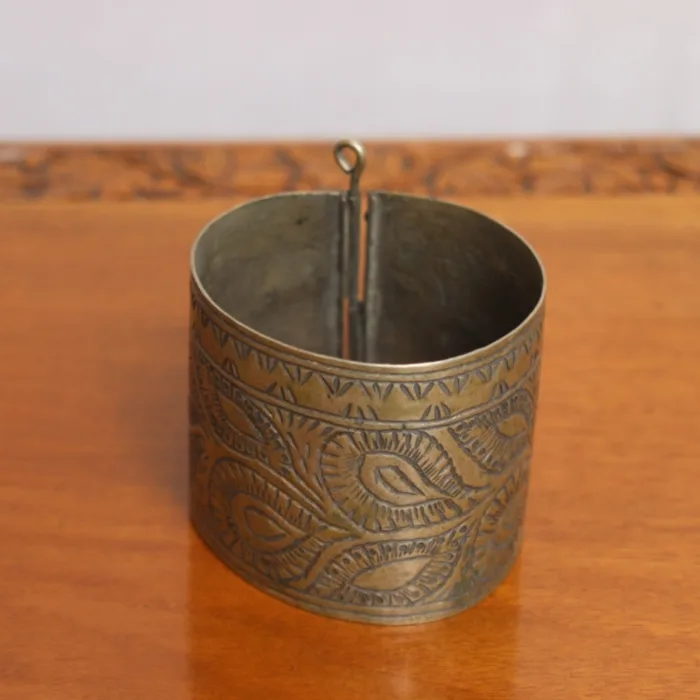 Antique Silver Bracelet – Heritage Elegance - Image 2