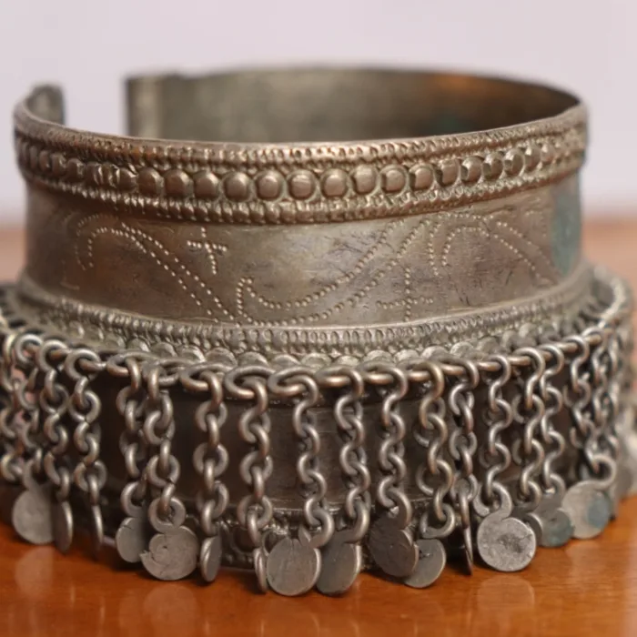 Antique Silver Bracelet – Timeless Elegance - Image 2