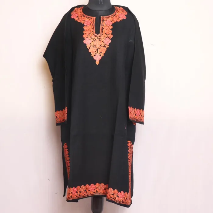 Saba Raffal Pheran with Border and Sleeve Embroidery