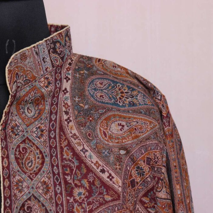 Kashmiri Kani Coat Jacket with Beautiful Badaam Design - Image 3