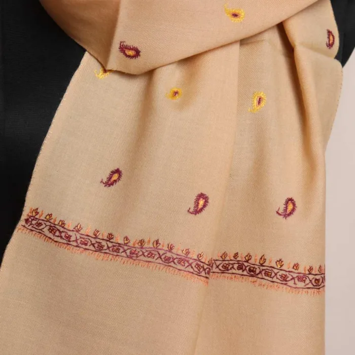 Kashmiri Muffler with Boothidar Hand Sozni Work - Sophisticated Design - Image 3