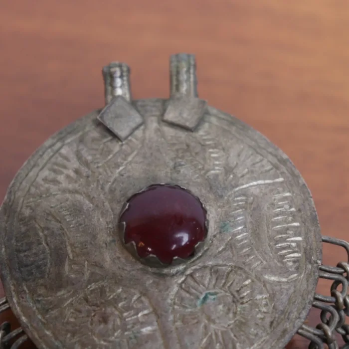 Antique Silver Pendant – Timeless Beauty - Image 3