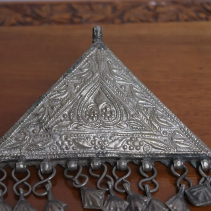 Mumtaz Antique Silver Triangle Pendant – Timeless - Image 3
