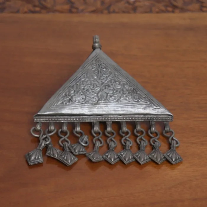 Antique Silver Triangle Kashmiri Jewelry Pendant – Classic Design
