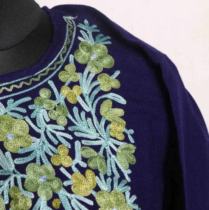 Mariya Voilet Cashmilon Pheran with Brilliant Aari Embroidery - Image 3