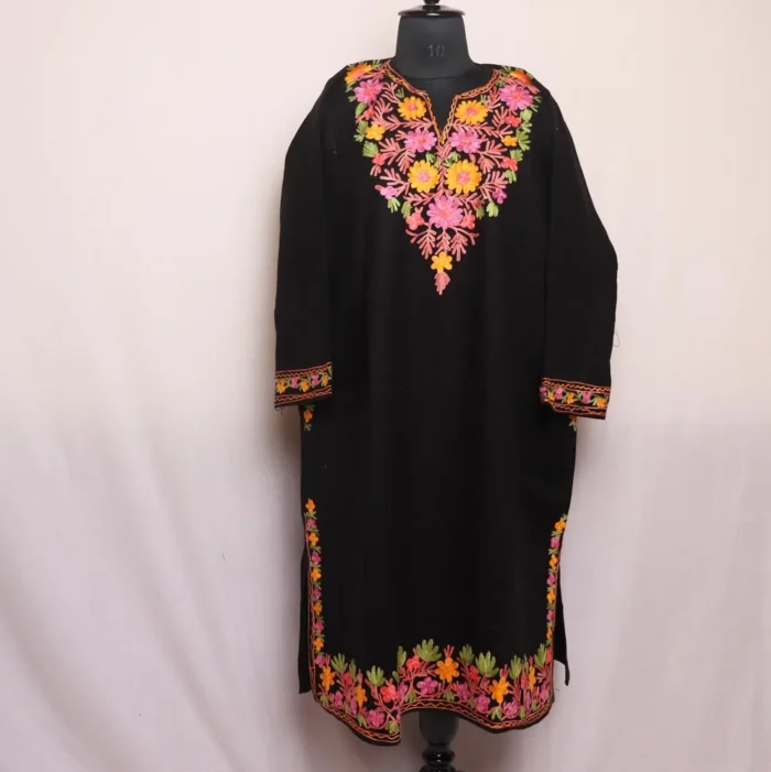 Black Janoon Parveen Cashmilon Pheran - Perfect Aari Embroidery