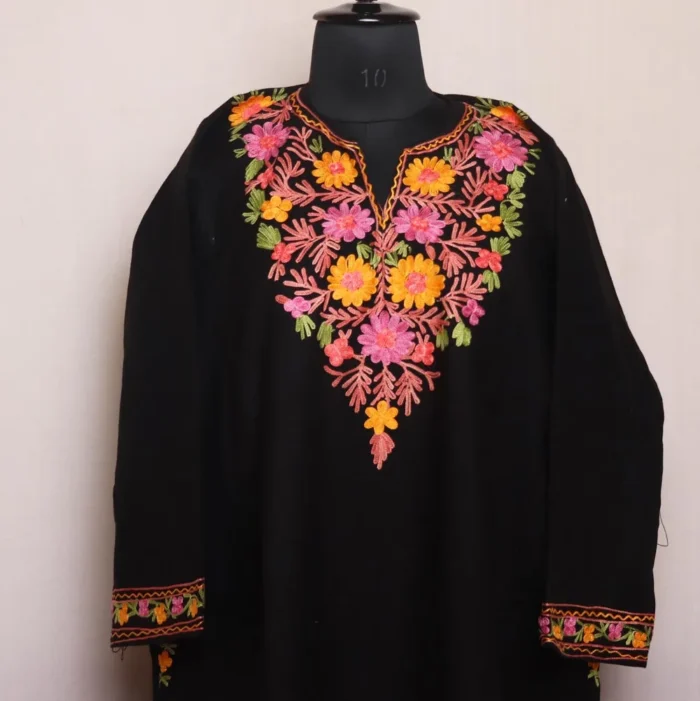 Black Janoon Parveen Cashmilon Pheran - Perfect Aari Embroidery - Image 2