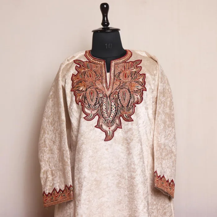 White Velvet Pheran With Elegant Tilla Embroidery - Shaheen Collection - Image 2