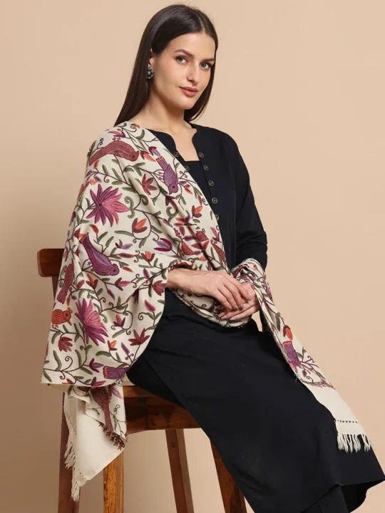 Light Pastle Green Hand Aari Embroidered Wool Stole – Kashmiri Craftsmanship