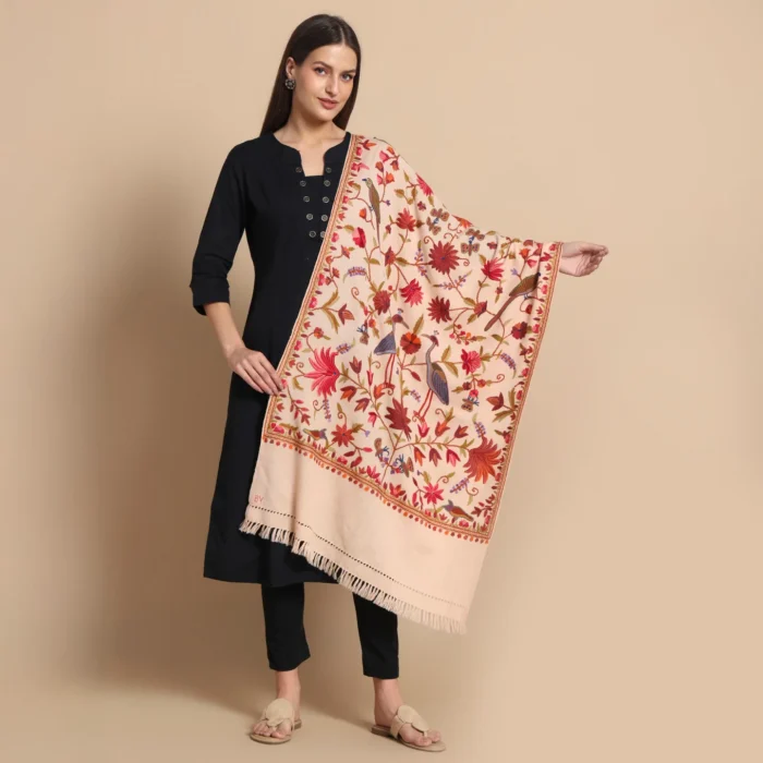 Light Peach Hand Aari Embroidered Wool Stole – Kashmiri Craftsmanship - Image 5