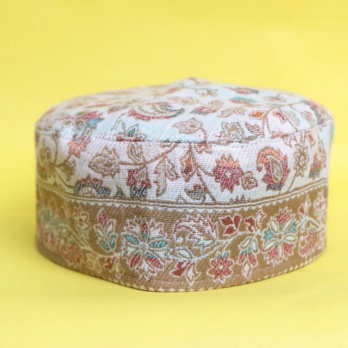Wazir-e-Zaman Classic Kashmiri Kani Cap