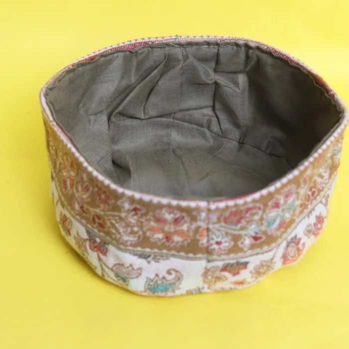 Wazir-e-Zaman Classic Kashmiri Kani Cap - Image 4