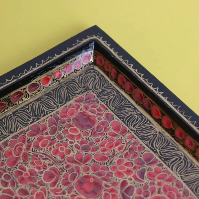 Artistic Kashmiri Paper Mache Tray with Unique Floral Pattern - Image 3