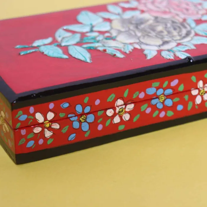 Traditional Kashmiri Paper Mache Rosy Decorative Box - Image 2