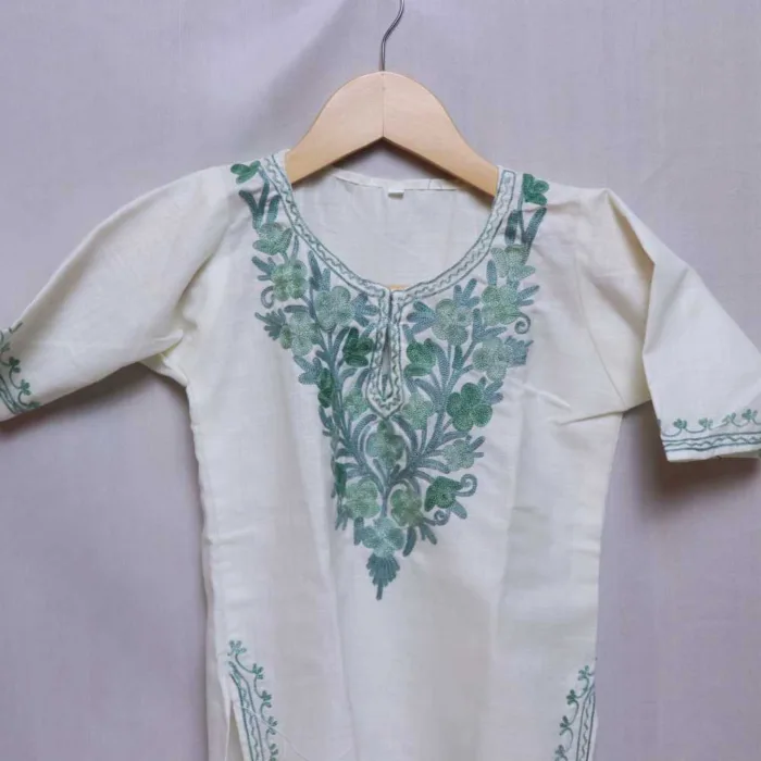 White Aari Embroidered Kurta Set with Trousers (1 -2 Y) - Image 2
