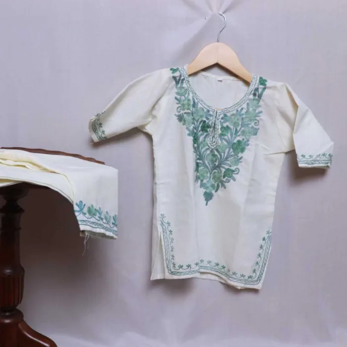 White Aari Embroidered Kurta Set with Trousers (1 -2 Y)