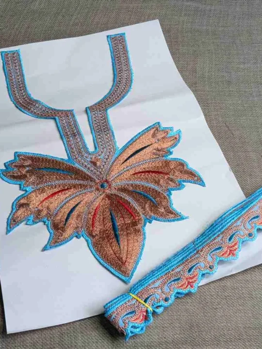 Blue and Copper Chinar Tilla Neck Patch With Border Lace 3m