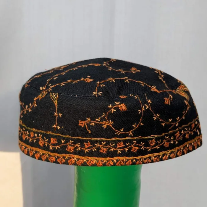 Rahmani Toosha Cap - Classic Kashmiri Hand Sozni Work