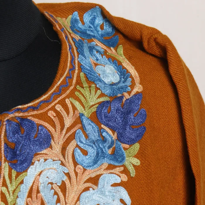 Golden Cashmilon Aari Embroidered Pheran - Aafrin Collection - Image 3