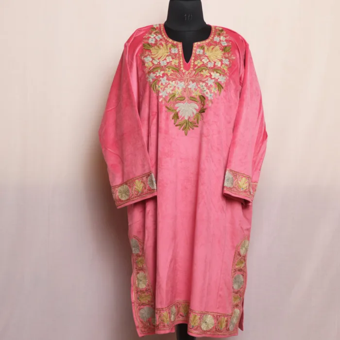 Pink Velvet | Makhmal Loose Pheran with Sleeve Aari Embroidery - Khanqah Collection (59,41)