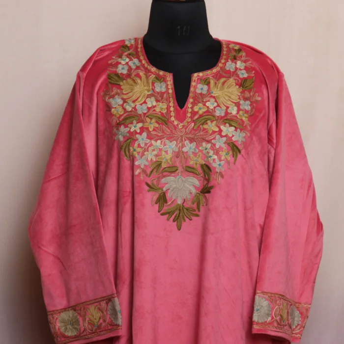 Pink Velvet | Makhmal Loose Pheran with Sleeve Aari Embroidery - Khanqah Collection (59,41) - Image 2