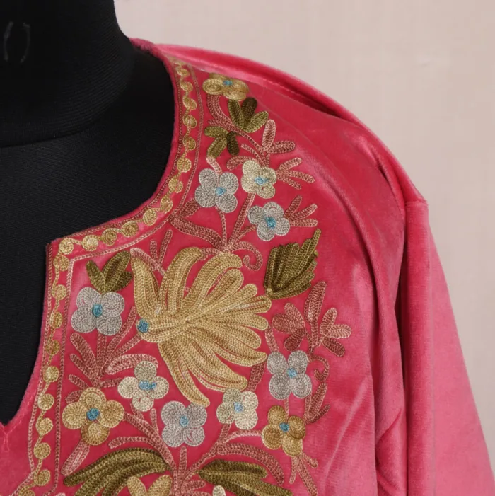 Pink Velvet | Makhmal Loose Pheran with Sleeve Aari Embroidery - Khanqah Collection (59,41) - Image 3