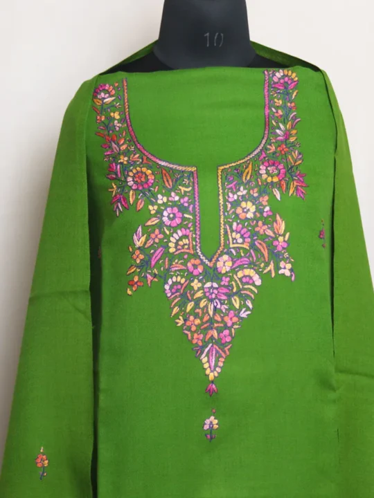 Sabzar Green 3pc Woolen Suit with Paper Machie Handwork and Hand