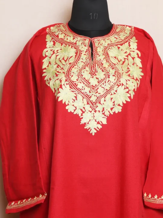 Hot Pink Aari Embroidered Cashmilon Pheran with Modern Elegance | Zikar-E-Jazbaat Collection