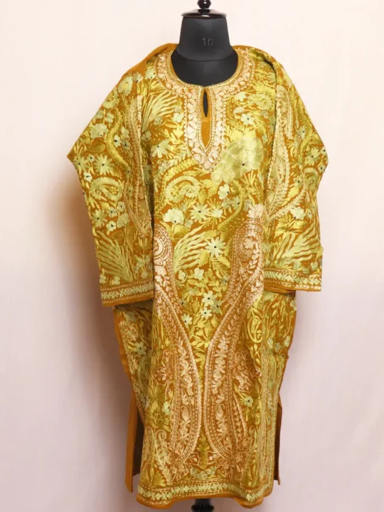 Mehndi Brown Kashmiri Jama Raffal Pheran with Aari Elegent Detailing - Gulistan Collection