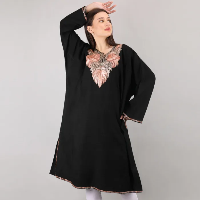 Black Kashmiri Raffal Pheran with Tilla Embroidery - Pashnoor - Image 2