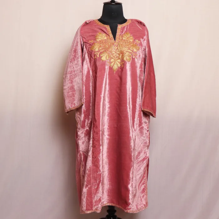 Pink Velvet Pheran Highlighted by Stunning Tilla Patterns - Kausar Collection - Image 2