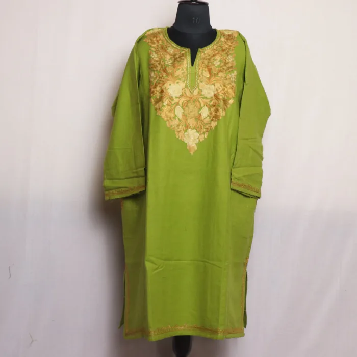 Classic Parrot Green Cashmilon Pheran with Aari Embroidery - Aalamzeb Collection (DL) - Image 2
