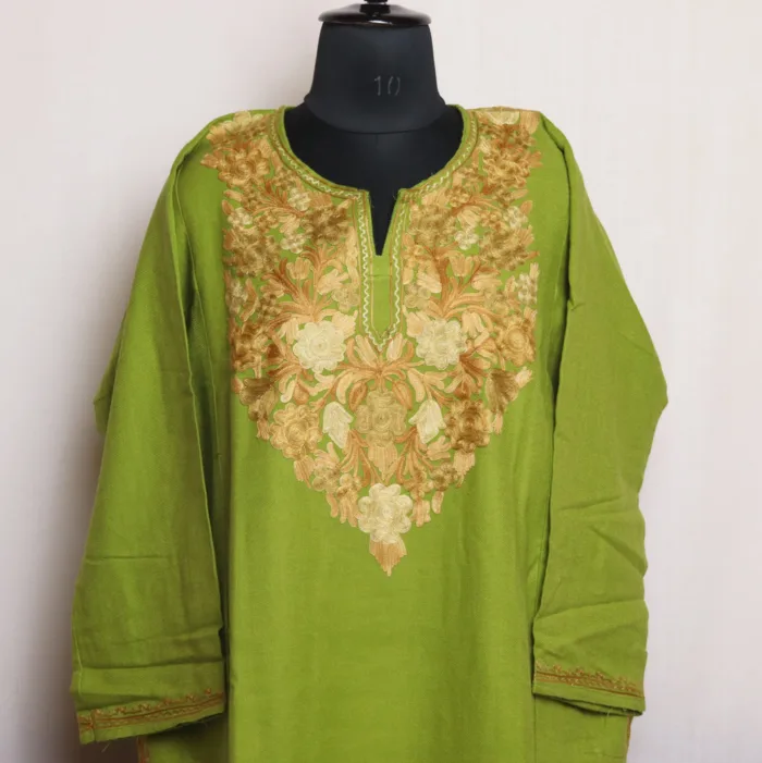 Classic Parrot Green Cashmilon Pheran with Aari Embroidery - Aalamzeb Collection (DL)