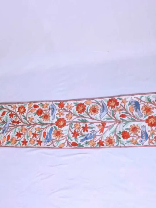 Beautiful Chain Stitch Runner on Dusoot Cotton with Silk Threads (6x1ft) - Image 3