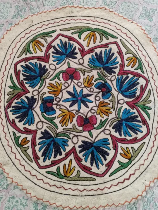 Circular Wool Namda Rug with Hand Aari Chinari Embroidery (3 ft)