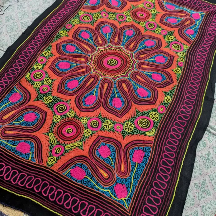 Beautiful Mandala Design Gabba Rug- The Rare Hand Embroidered Kashmiri Carpet | 6.8*4.5Feet - Image 2