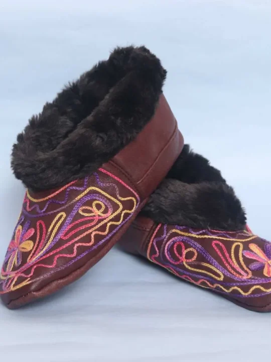 Dark Brown leather Socks with Purplish Ari Embroidery (7) - Bakhtawar