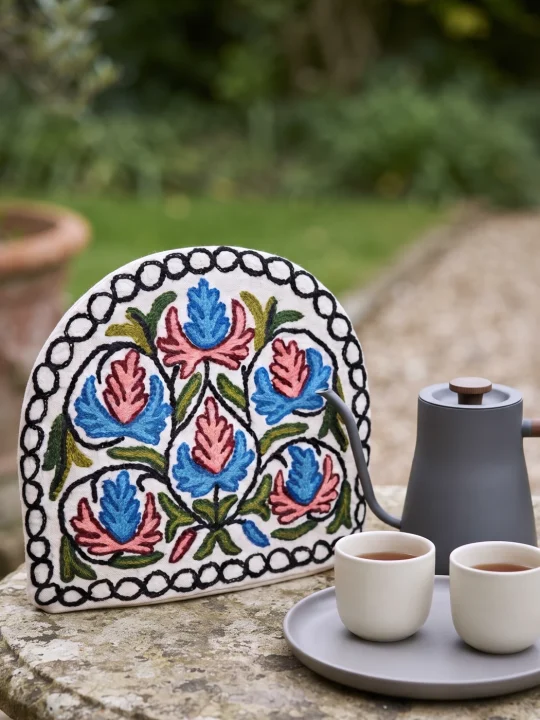 Kashmiri Tea Cozy With Hand Crewel Leaf Motif Embroidery | Lal Chowk