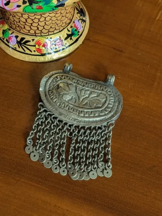 Vintage Kashmiri Pendants in with Ornamental Leaf Details | Heritage Craft