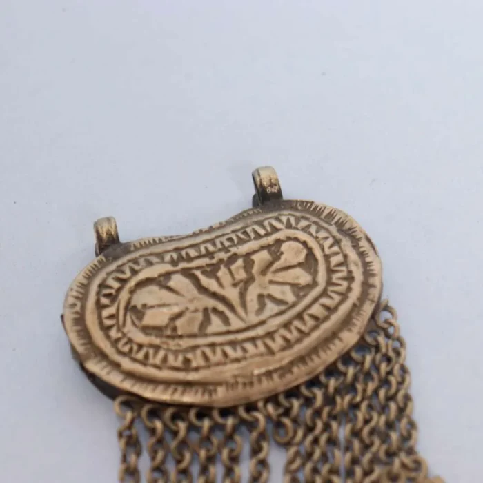 Vintage Kashmiri Pendent with Ornamental Leaf Details | Heritage Craft - Image 2