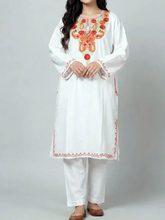 White Cashmilon Aari Embroidered Phiran - Chattabal Collection [52, 43]