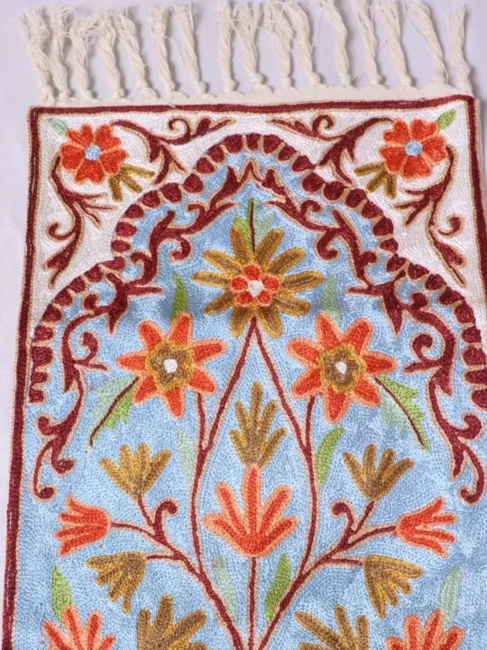 Hand Chain Stitch Cotton Runner with Silk Thread Work (6x1ft)