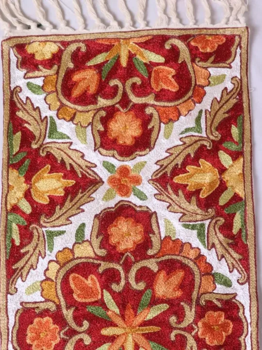 Elegant Hand Chain Stitch Runner in Dusoot Cotton Fabric (5x1ft)