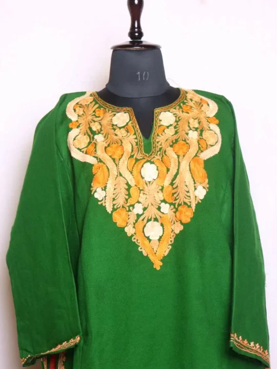 Green Aari Embroidered Cashmilon Winter Pheran | Baghi-Mehtab Collection