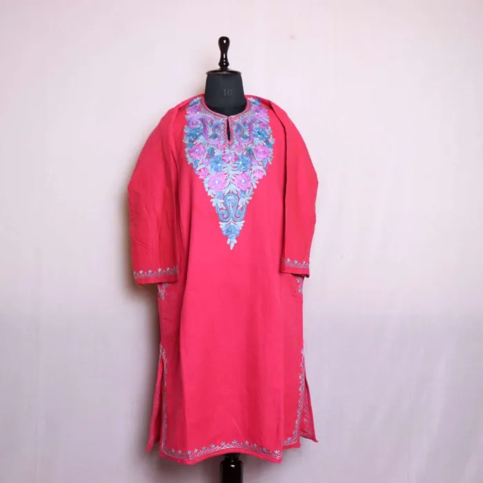 Stylish Pinkish Aari Embroidered Cashmilon Pheran | Feran - Nowhatta Collection - Image 2