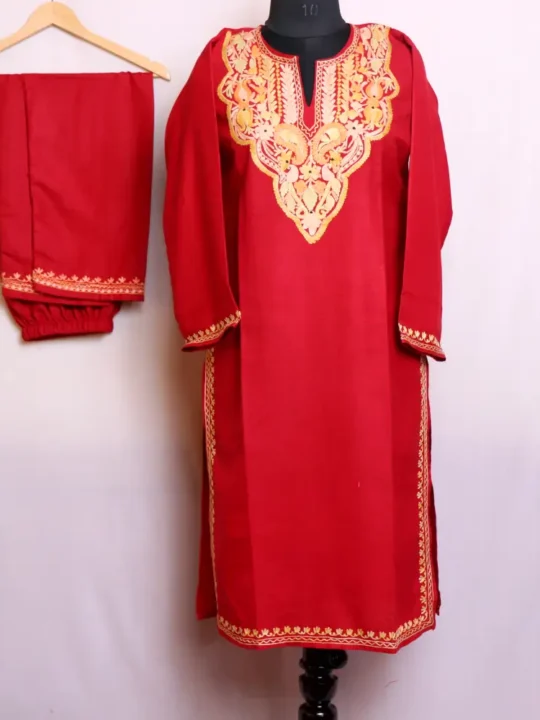 Graceful White Kashmiri Cotton Kurta | Co-ord Set with Exquisite Aari Embroidery - Zikar Collection
