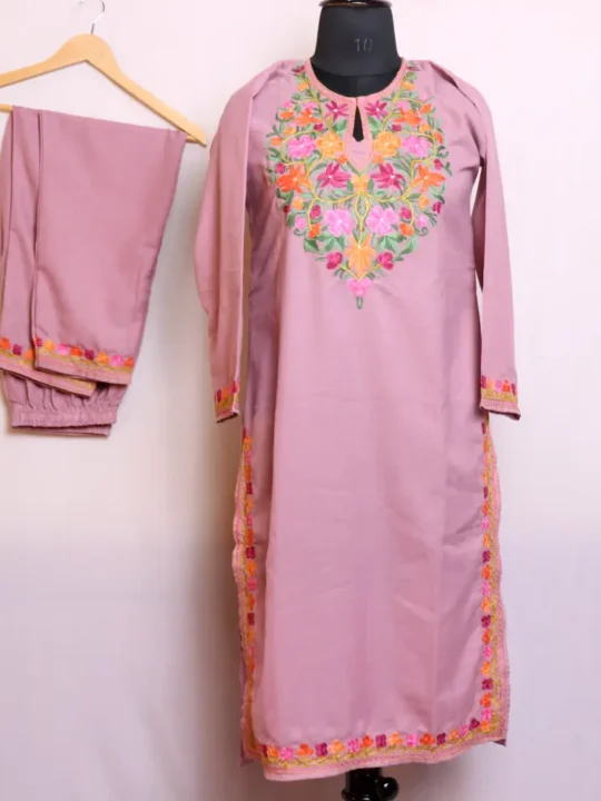 Pinkish Summer Cool Kurta Set with Aari Embroidery - Nowhatta Collection