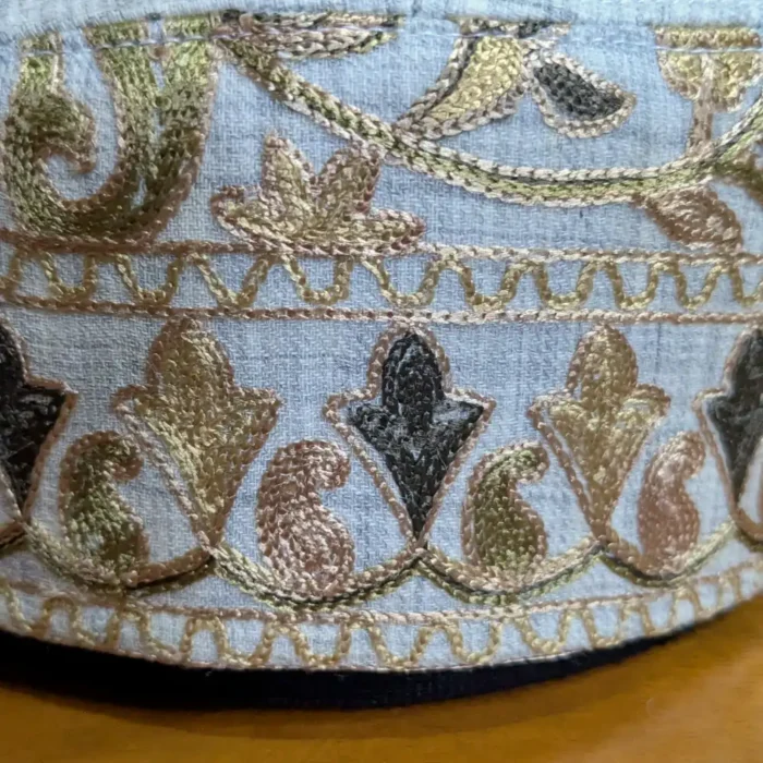 Sheikh Yaqoob Grey Check Toosha Aari Embroidered Cap - Image 3